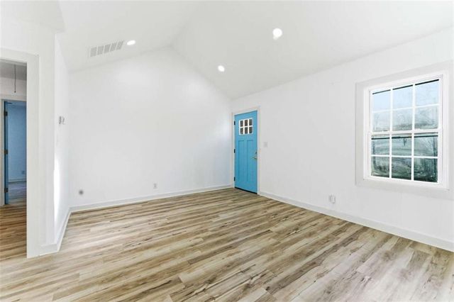 2103 ARLINGTON Circle, Atlanta, GA 30318