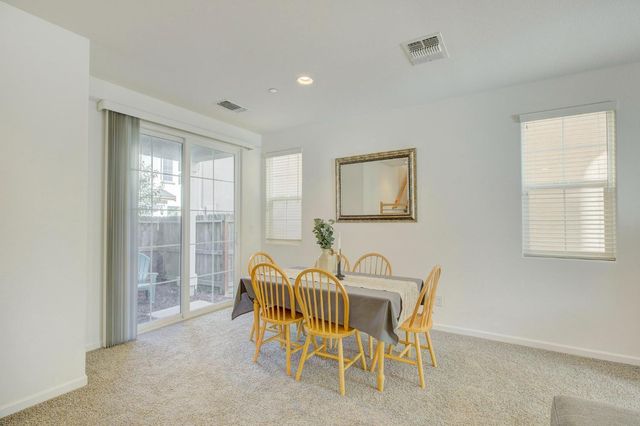 7835 Zaragoza Walk, Sacramento, CA 95823