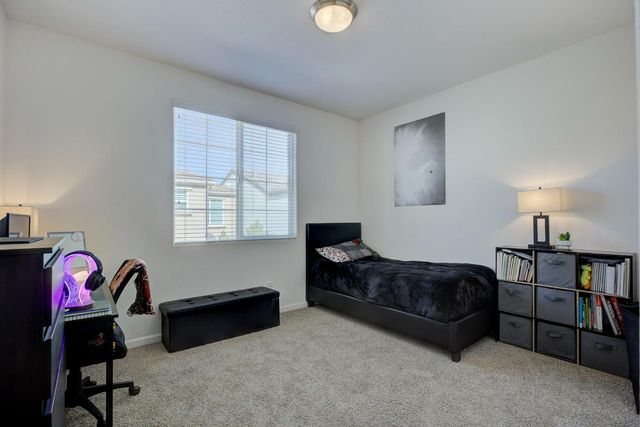 7835 Zaragoza Walk, Sacramento, CA 95823