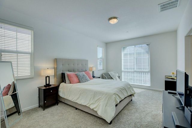 7835 Zaragoza Walk, Sacramento, CA 95823