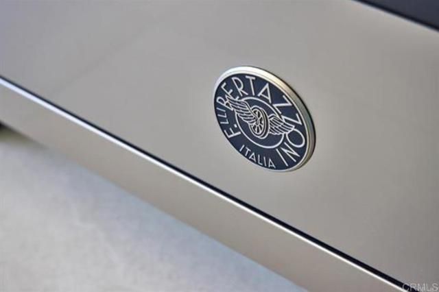 3905 Haines, San Diego, CA 92109