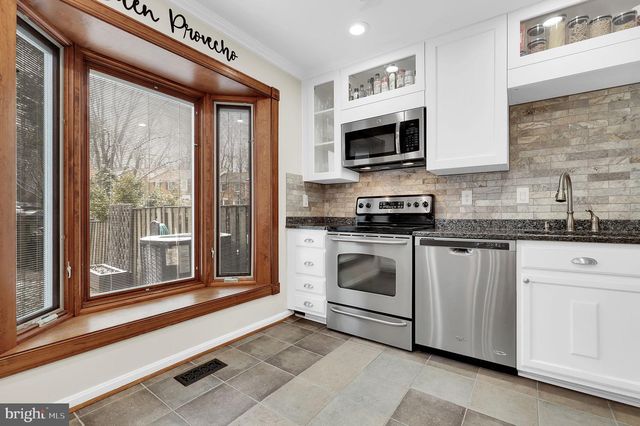 18 CATOCTIN CT, Silver Spring, MD 20906