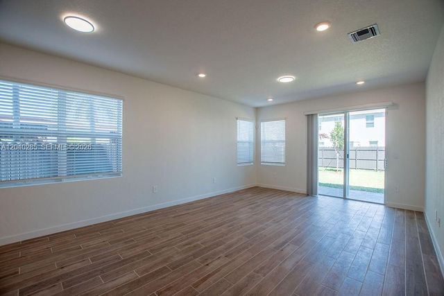 12949 SW 267 ST, Homestead, FL 33032