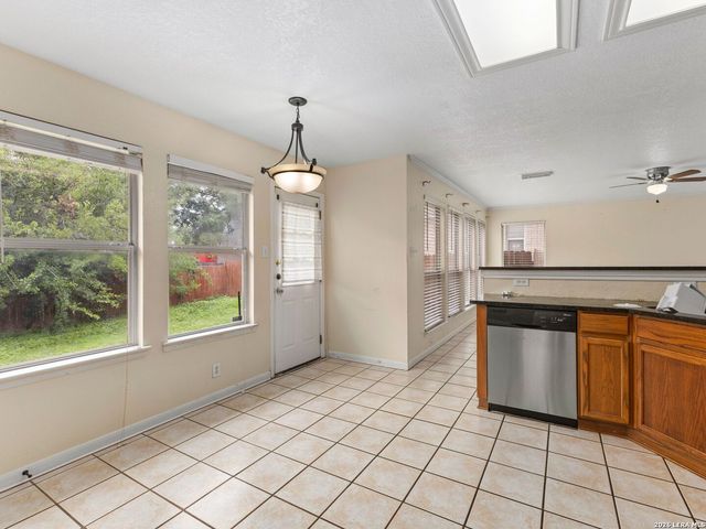 7307 Belmont Pl, San Antonio, TX 78240