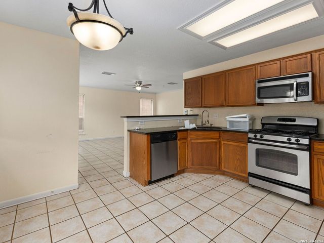 7307 Belmont Pl, San Antonio, TX 78240