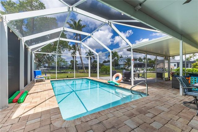 5326 Nautilus DR, Cape Coral, FL 33904