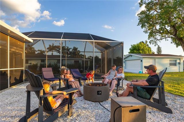 5326 Nautilus DR, Cape Coral, FL 33904