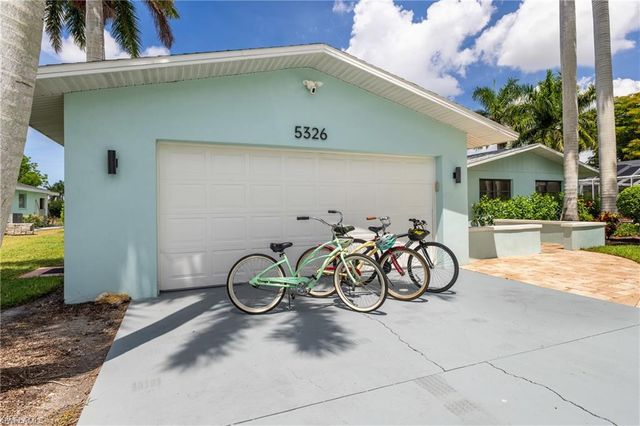 5326 Nautilus DR, Cape Coral, FL 33904