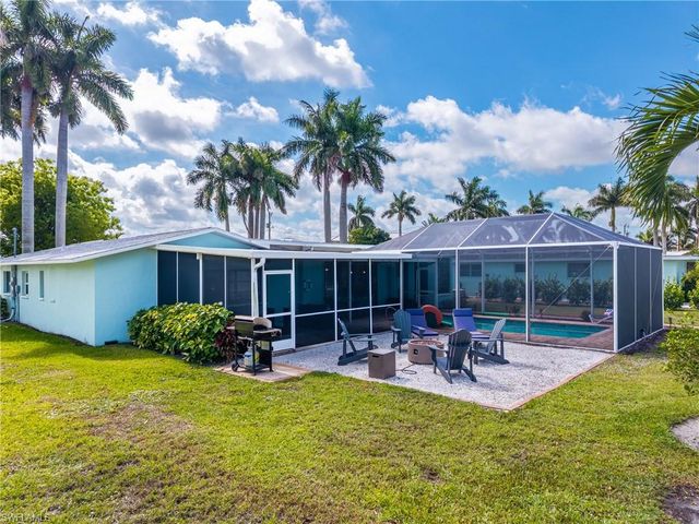 5326 Nautilus DR, Cape Coral, FL 33904