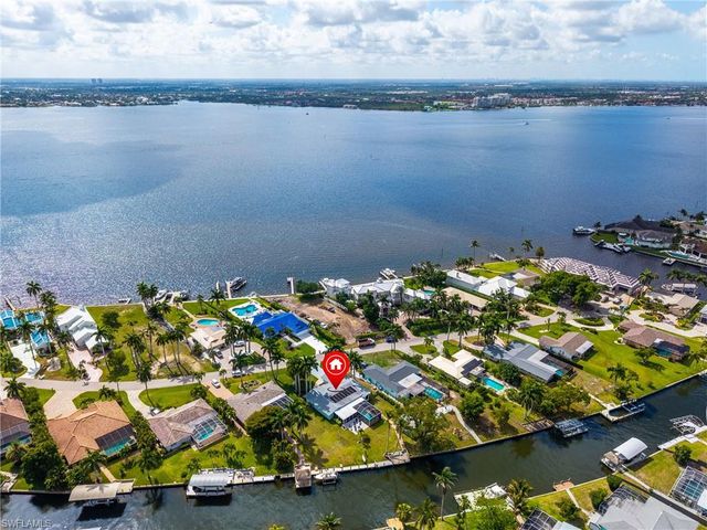 5326 Nautilus DR, Cape Coral, FL 33904