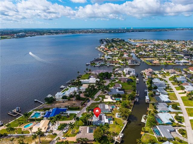5326 Nautilus DR, Cape Coral, FL 33904