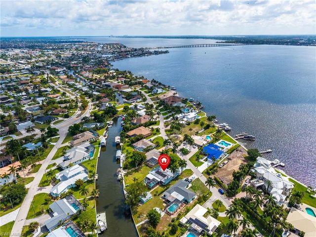 5326 Nautilus DR, Cape Coral, FL 33904