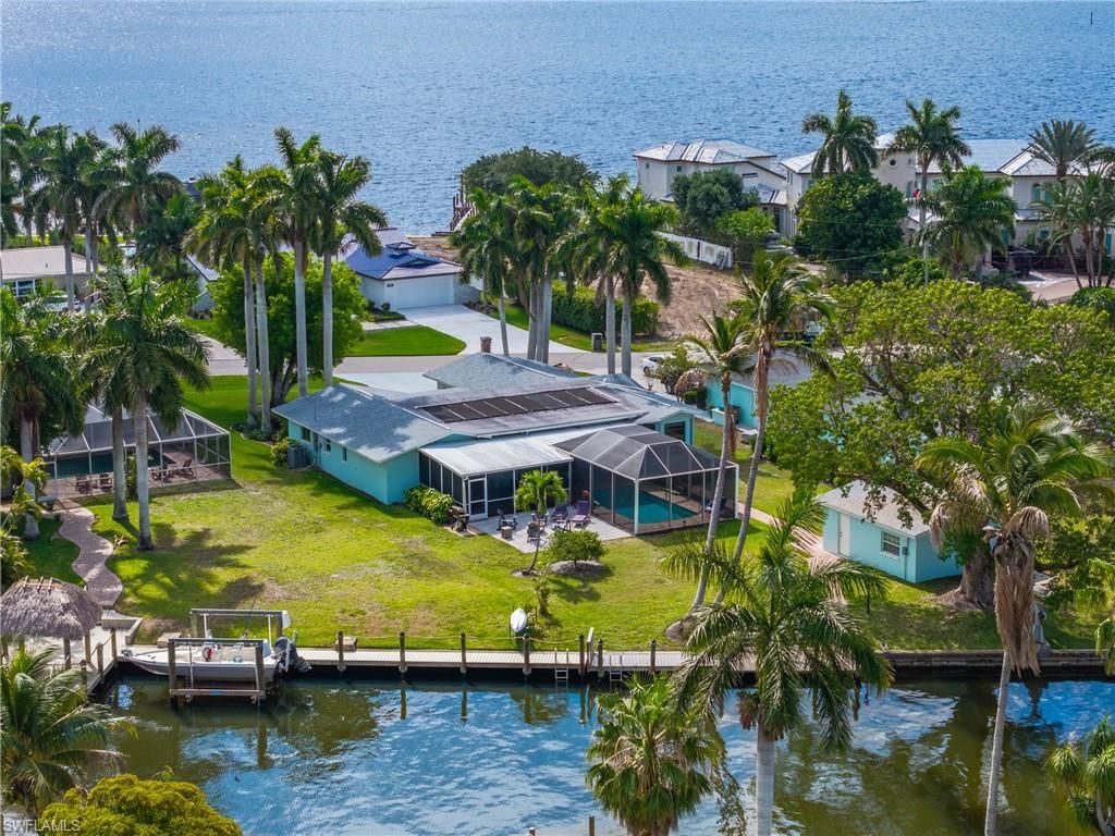 5326 Nautilus DR, Cape Coral, FL 33904