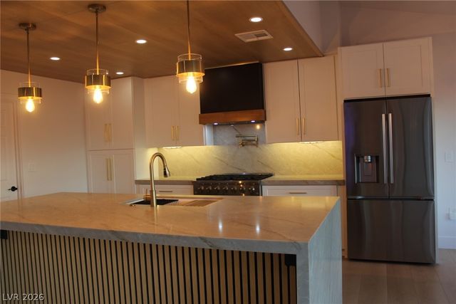 2625 Legend Drive, Las Vegas, NV 89134