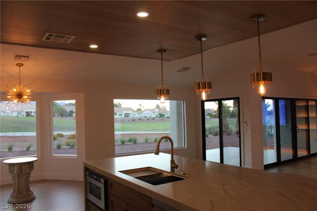 2625 Legend Drive, Las Vegas, NV 89134