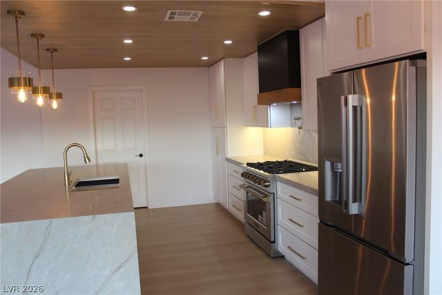 2625 Legend Drive, Las Vegas, NV 89134