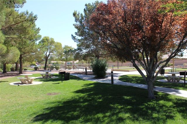 2625 Legend Drive, Las Vegas, NV 89134