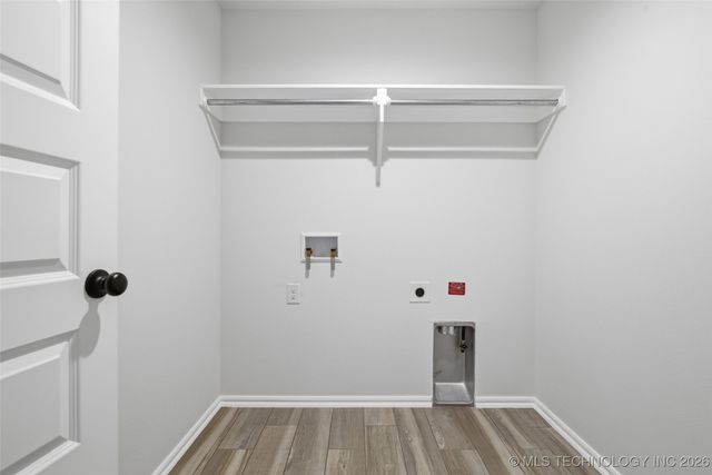 4916 N Walnut Avenue, Broken Arrow, OK 74012