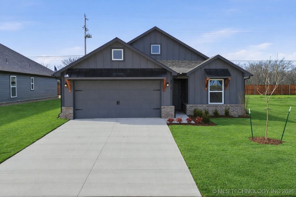 4916 N Walnut Avenue, Broken Arrow, OK 74012