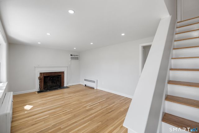 122 Capen Street, Windsor, CT 06095