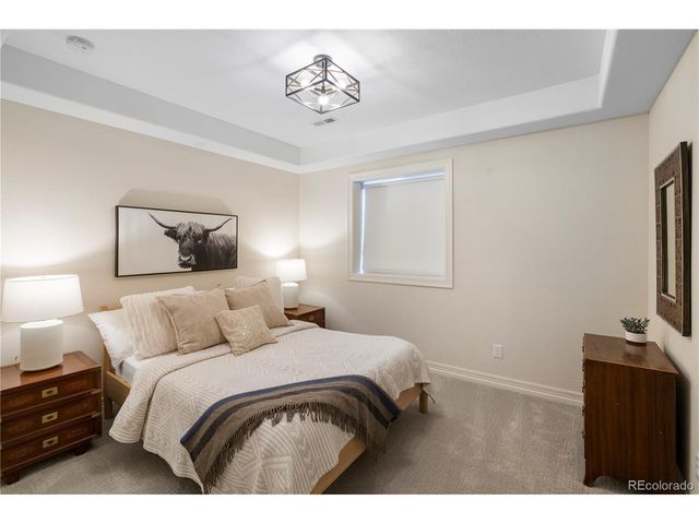 28 Golden Eagle Ln, Littleton, CO 80127