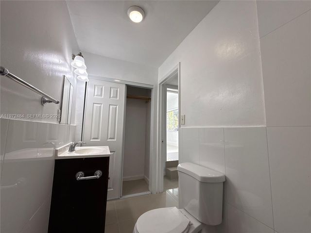 911 NW 57th St 911, Miami, FL 33127