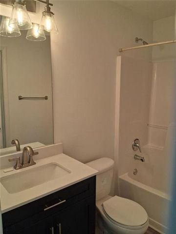 122 Brenleigh Park Drive, Stockbridge, GA 30281