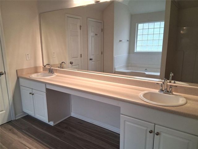 122 Brenleigh Park Drive, Stockbridge, GA 30281