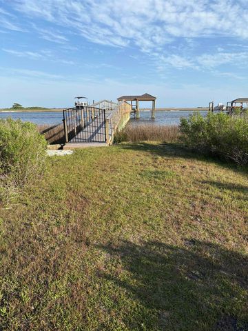 1308 Harbour Watch SW, Calabash, NC 28467