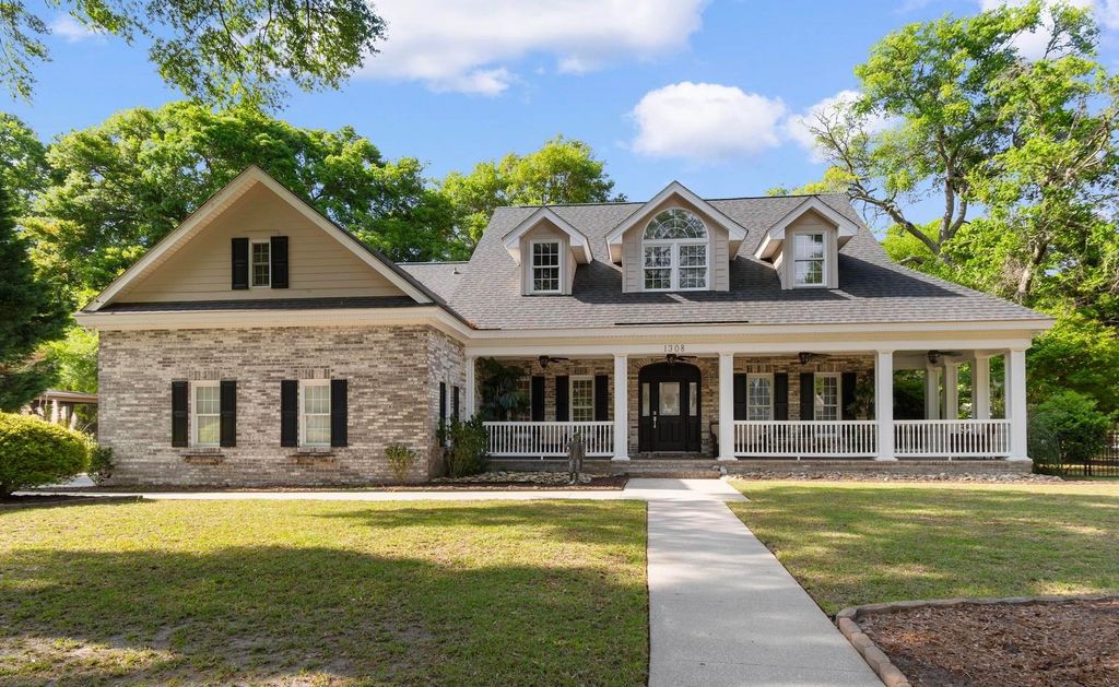 1308 Harbour Watch SW, Calabash, NC 28467