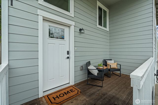 61 E Ellinor Peak Place, Belfair, WA 98528