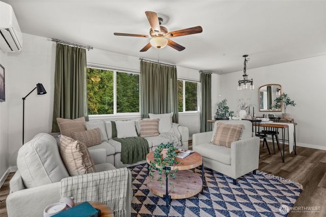 61 E Ellinor Peak Place, Belfair, WA 98528