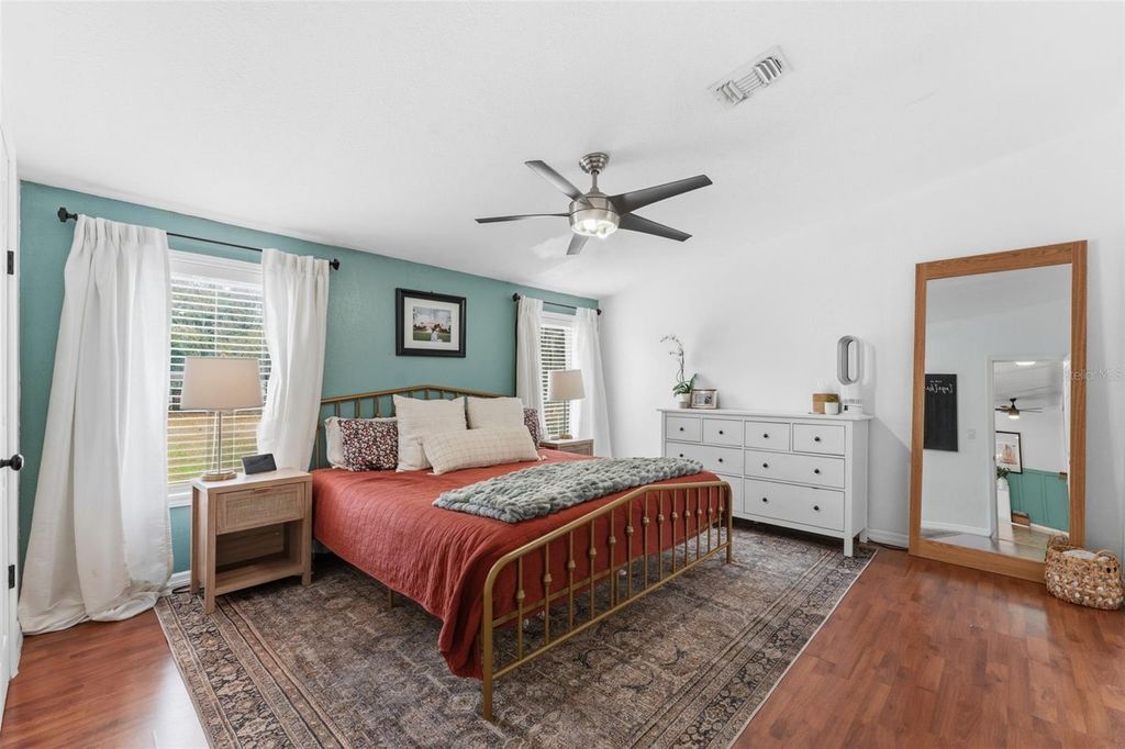 Image 15 of property listing at 11040 BROWNING ROAD, Lithia, FL 33547