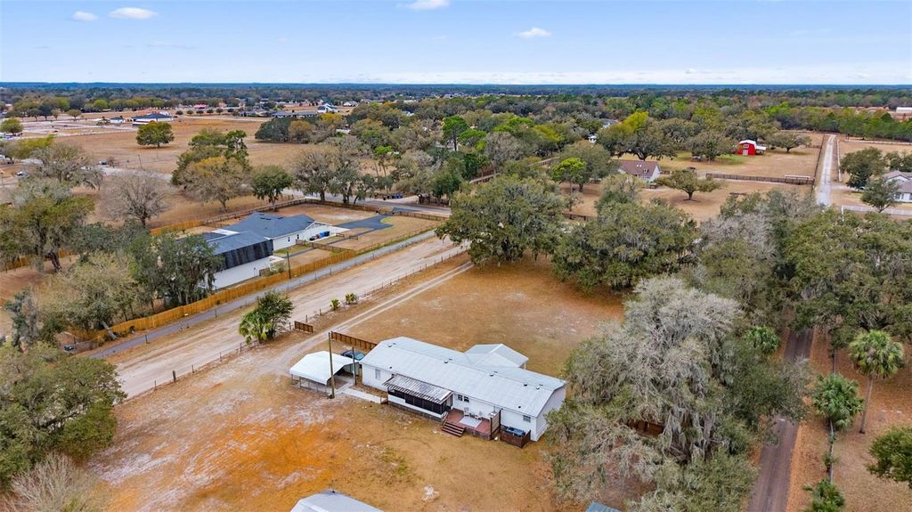 Image 66 of property listing at 11040 BROWNING ROAD, Lithia, FL 33547