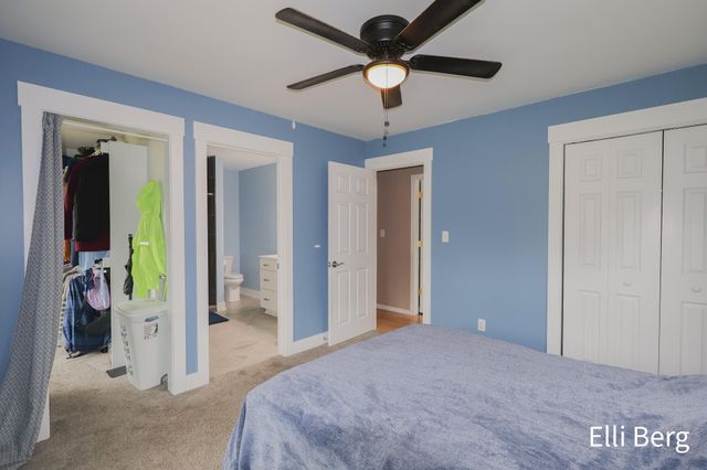 8742 Shadowbrook Drive, Jenison, MI 49428