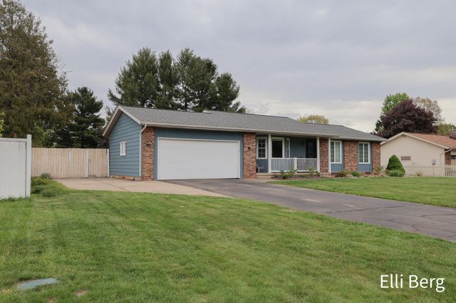 8742 Shadowbrook Drive, Jenison, MI 49428
