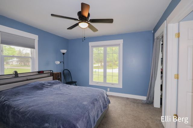 8742 Shadowbrook Drive, Jenison, MI 49428