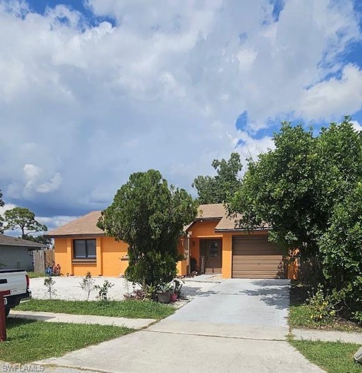 5975 spearman CIR N, North Port, FL 34287