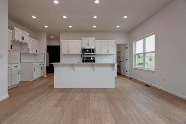 819 S Wheaton Hills Drive Lot 156, Nixa, MO 65714