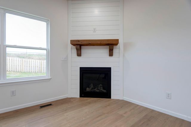 819 S Wheaton Hills Drive Lot 156, Nixa, MO 65714