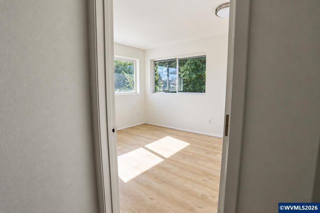 3652 Bell Rd NE, Salem, OR 97301