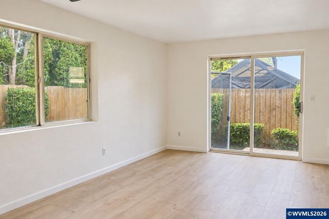 3652 Bell Rd NE, Salem, OR 97301