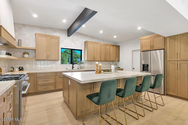 4405 Brookford Avenue, Woodland Hills, CA 91364