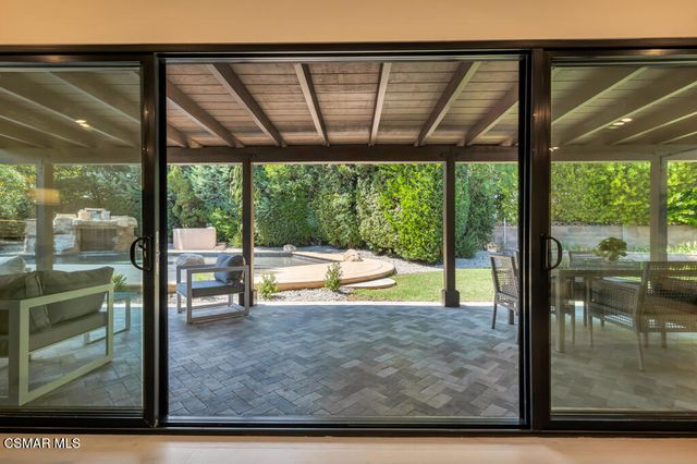 4405 Brookford Avenue, Woodland Hills, CA 91364