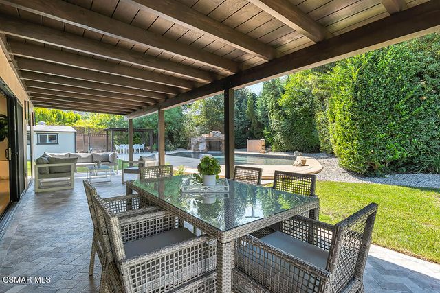 4405 Brookford Avenue, Woodland Hills, CA 91364