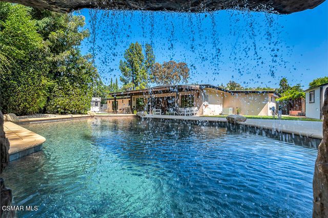 4405 Brookford Avenue, Woodland Hills, CA 91364