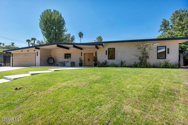 4405 Brookford Avenue, Woodland Hills, CA 91364