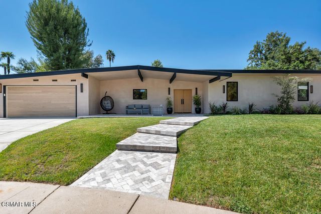 4405 Brookford Avenue, Woodland Hills, CA 91364