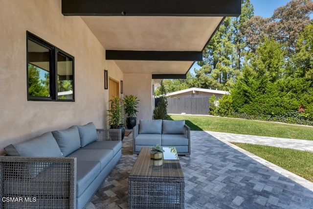 4405 Brookford Avenue, Woodland Hills, CA 91364