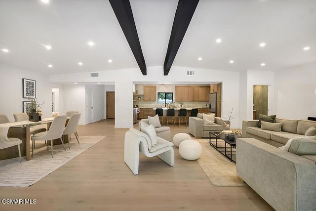 4405 Brookford Avenue, Woodland Hills, CA 91364
